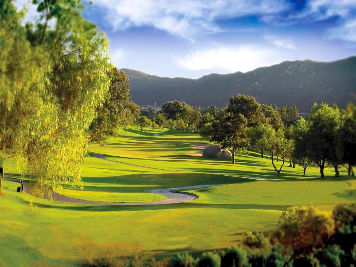 7/3 – 7/10, July 4th Weekend@ Welk Resort San Diego Mountain Villas (584 SQFT)
