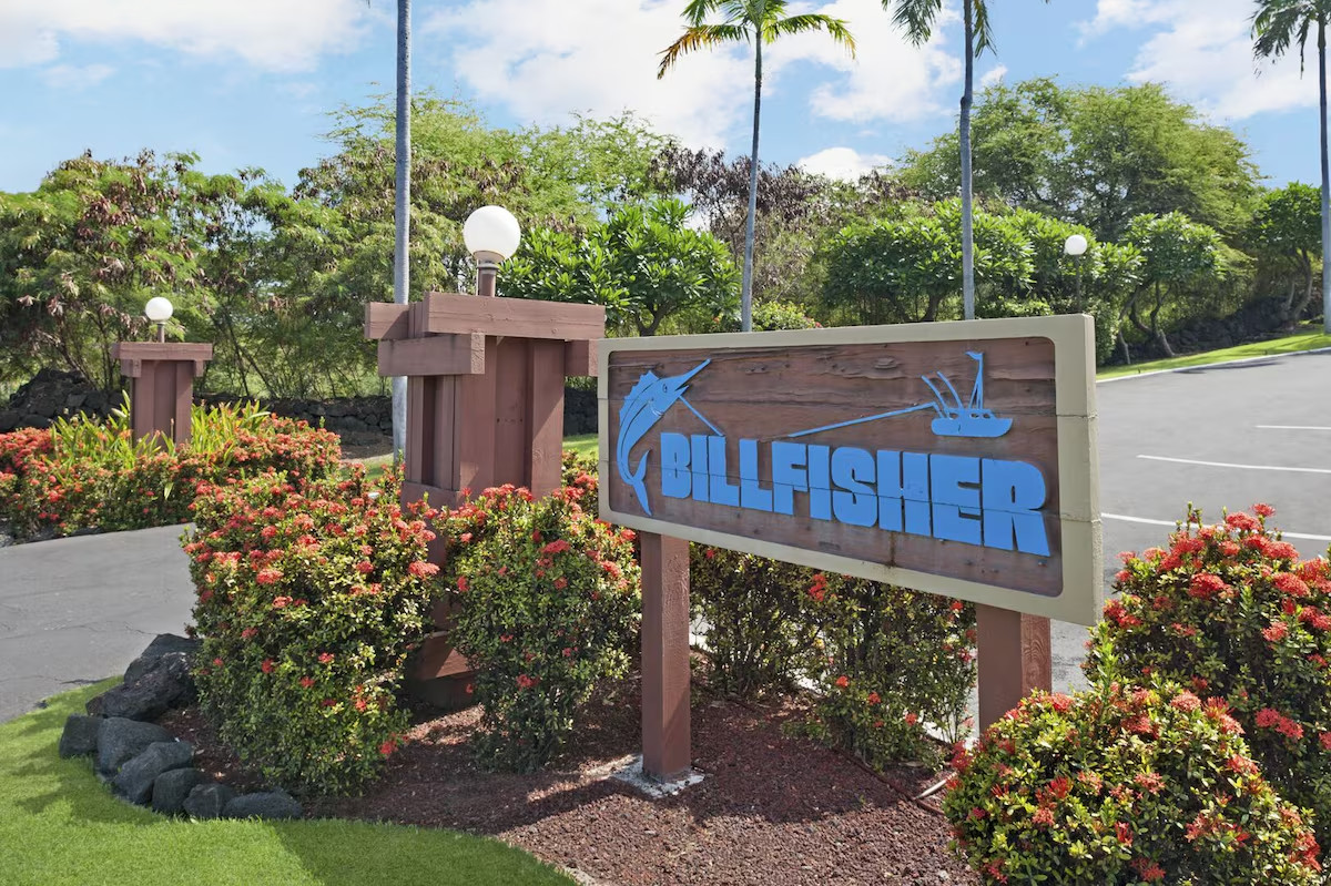 HURRY-BIG DISCOUNT-Condo rental in Kona Hawaii from june 23 to 29 (1 to 2 weeks)