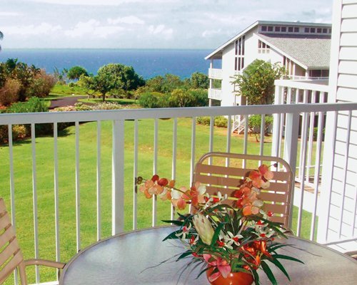 * CLIFFS CLUB RESORT * PRINCEVILLE * KAUAI * * NORTH SHORE *