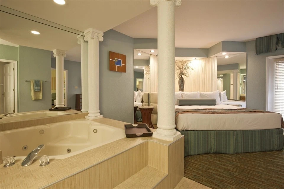 SEPTEMBER 5-12, 2026~Wyndham Star Island Resort ~ORLANDO~2/2 HUGE SLPS 8