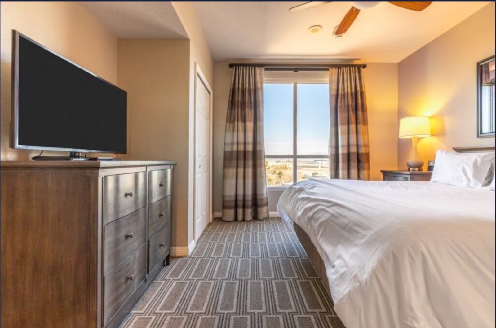 NATIONAL RODEO FINALS—LAS VEGAS. all 12 nights $3,995.00. 3 bedroom