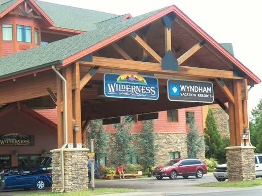 Wyndham Great Smokies Lodge. 1BR Deluxe 6/1 – 6/5 4 Nights