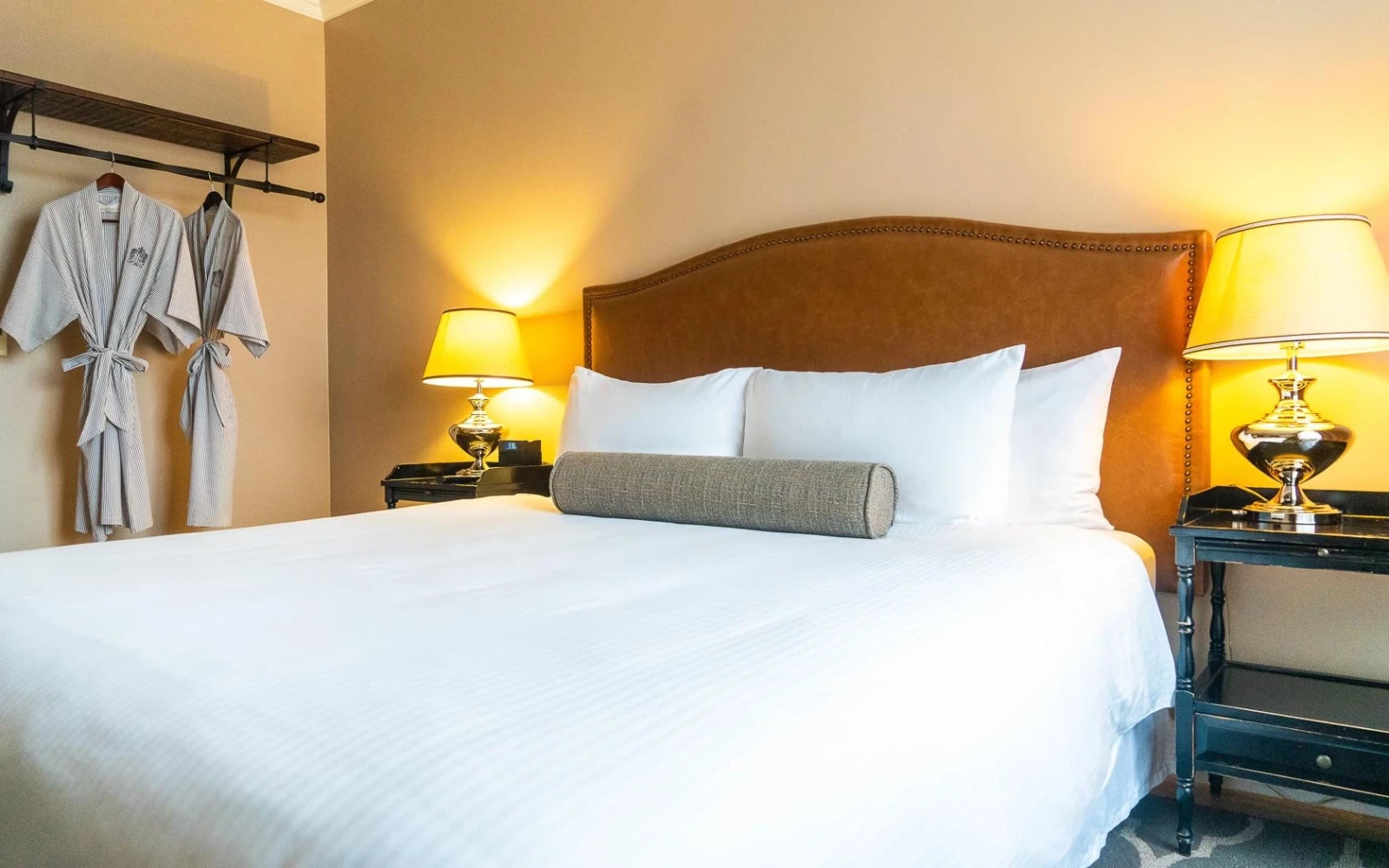 Hotel Normandie ~ Los Angeles, CA ~ Standard Guest Room – Price Per Night