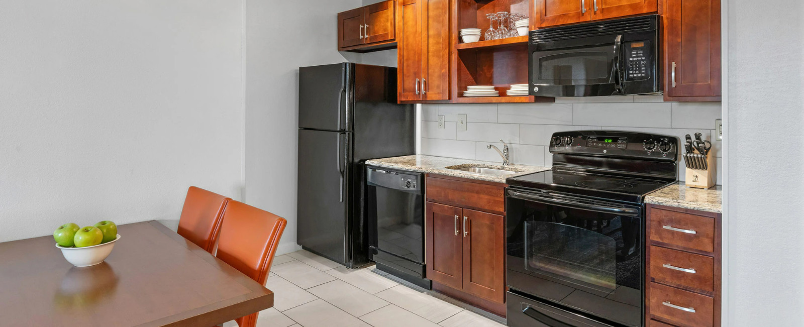 Wyndham Long Wharf- Newport, RI ~ 2 bdrm- June 30-July 3- 3 nights