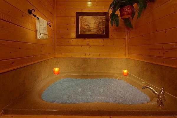Nothin But Views Sevierville Cabin Rental, 2 beds 2 bath, gorgeous mountain view
