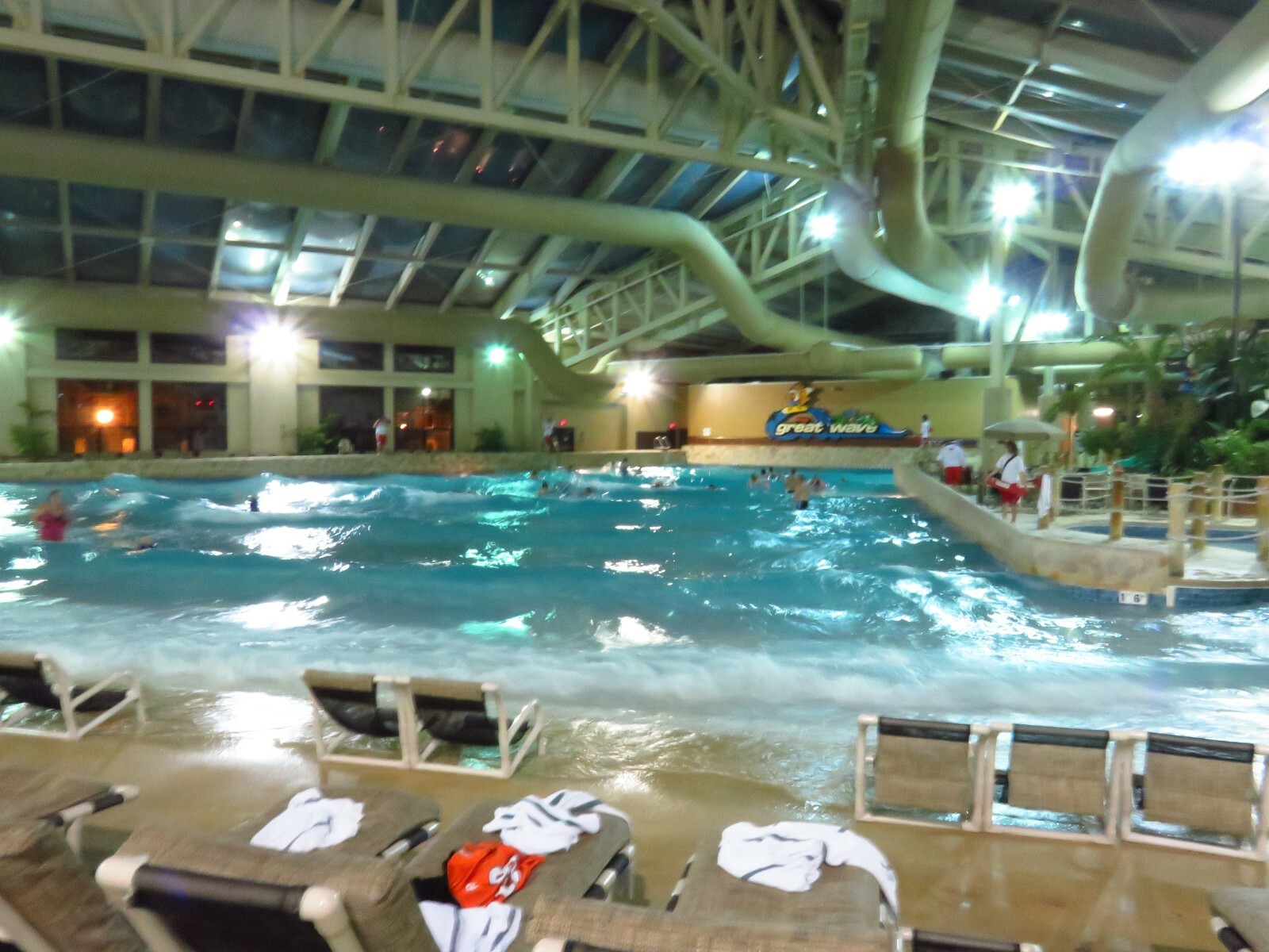 Wyndham Glacier Canyon, Wisc Dells, 2 BR presidential, July 13-16: ENDS 6/28