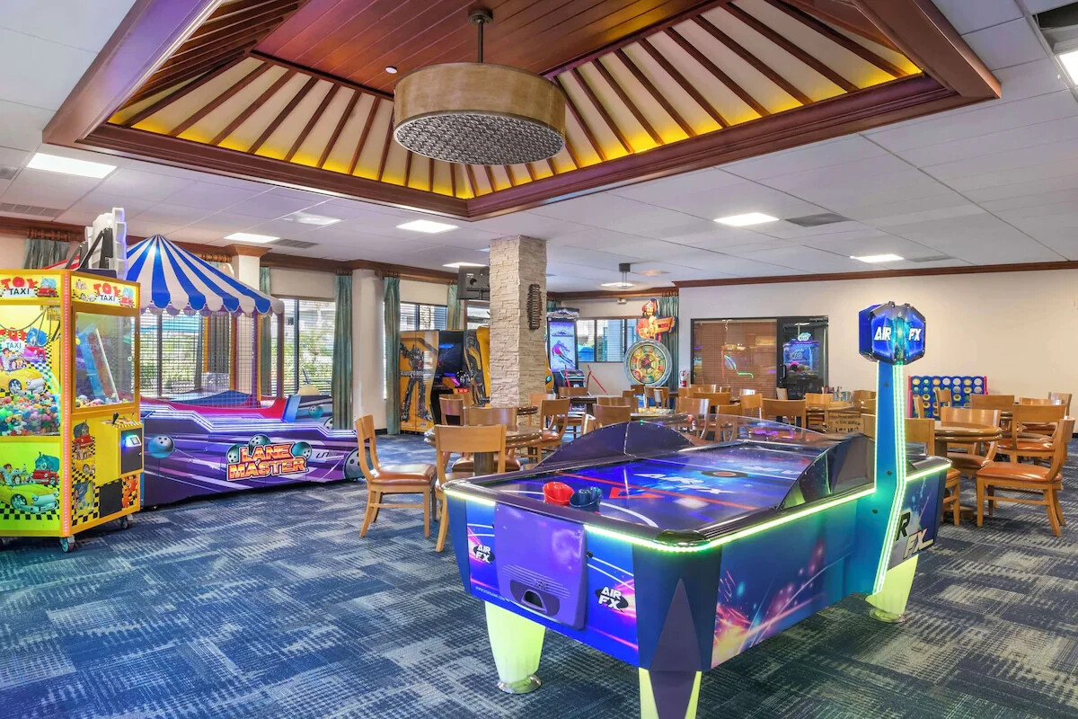 Welcome to a Hilton Vacation Club, Aqua Sol Phase II, Winter Garden, FL