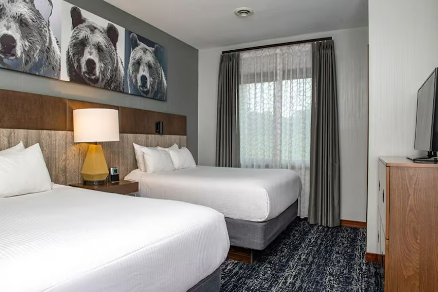 Wisconsin Dells, Wyndham at Glacier Canyon, 1 Bedroom Deluxe, July 24-26