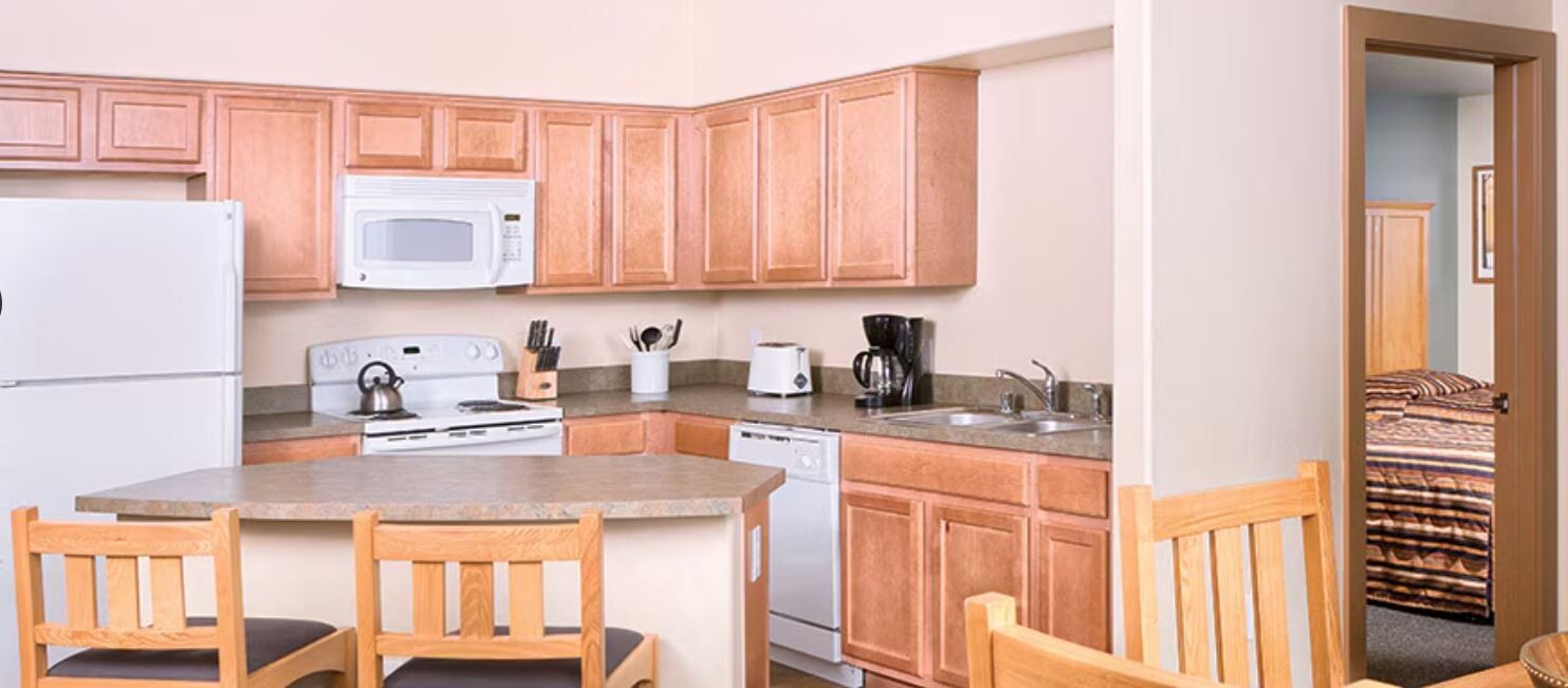 1 Week Family Vacation Resort, 50+ Propty to Choose, Condo Style, 4-8 Guests