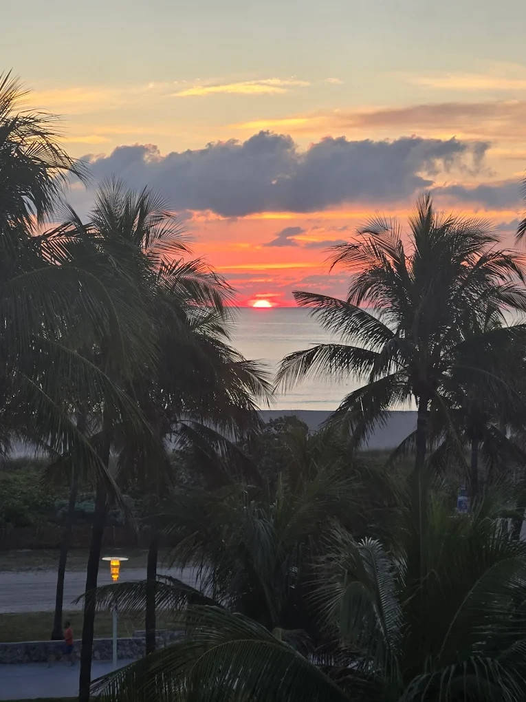 Crescent on South Beach, a Hilton Vacation Club