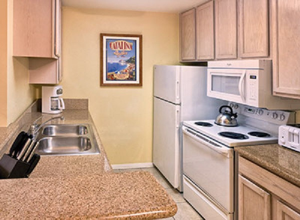 CHRISTMAS @ Worldmark Anaheim-Dolphins Cove, CA: 12/19/26-12/26/26 DISNEYLAND!