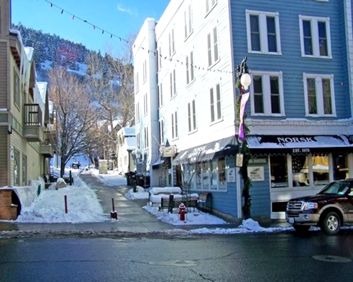 Park City, Utah 7 Nights at The Park Hotel in the heart of Main St.