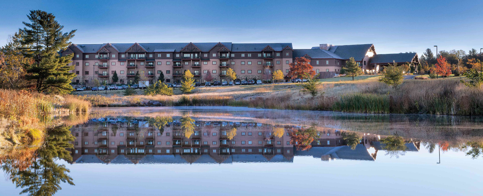 Wyndham Glacier Canyon- 3 bedroom deluxe – August 18-21 – Wilderness waterpark
