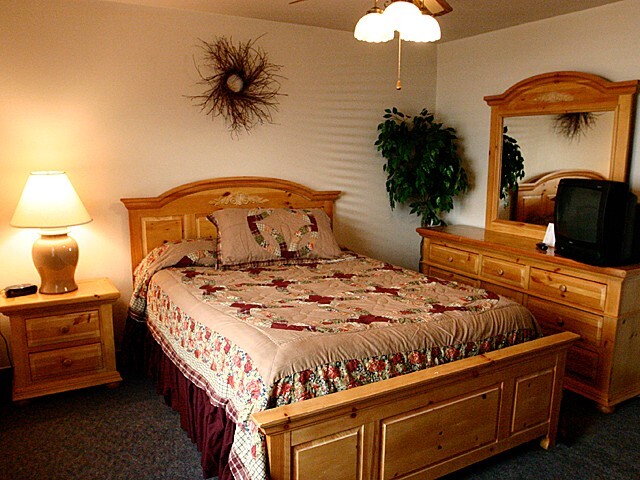 Skiers Lodge Timeshare PRIME WEEK 5 PARK CITY 2BR 2BA SLEEPS 6 Walk to Lifts
