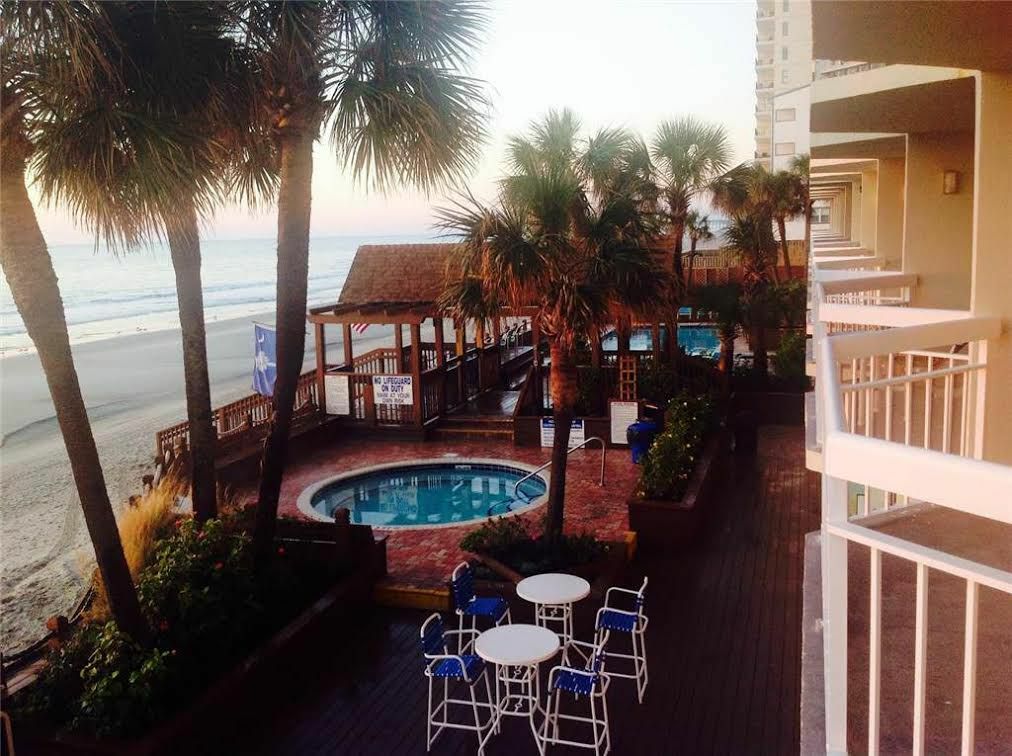 Ocean Front Myrtle Beach Area (Garden City Beach) Condo w/ 2 pools, Washer/Dryer