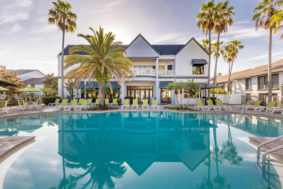 July 12-19~Legacy Oaks Resort~Orlando~Universal, DISNEY~Full CONDO SLP 6