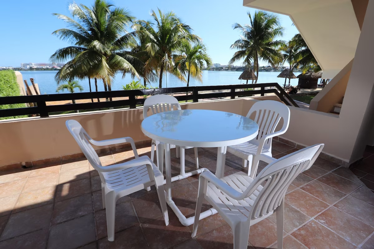 W.I.V.C Coral Mar Resort ~Cancun, MEX~ 2BR/Sleeps 6 ~ 7Nts NOV/DEC 2025
