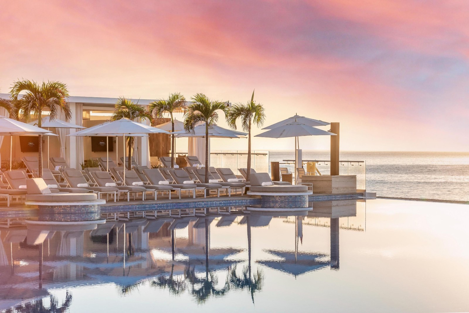Palace Resorts VIP All-Inclusive Vacation: Cancun, Jamaica or Los Cabos