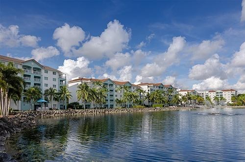 1 Week vacation in Miami, FL in a 2BR Less than $250 a night on $th July
