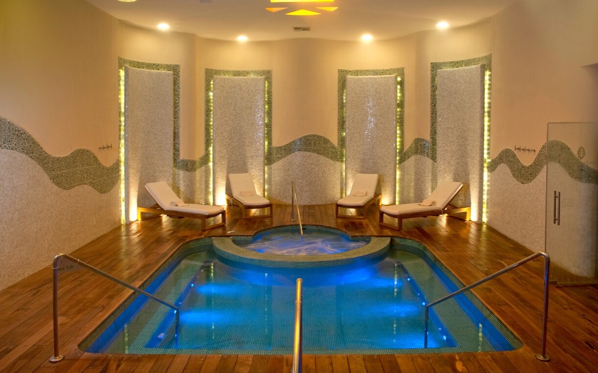 **Pueblo Bonito Emerald Bay** Resort & Spa – 7 Night Stay