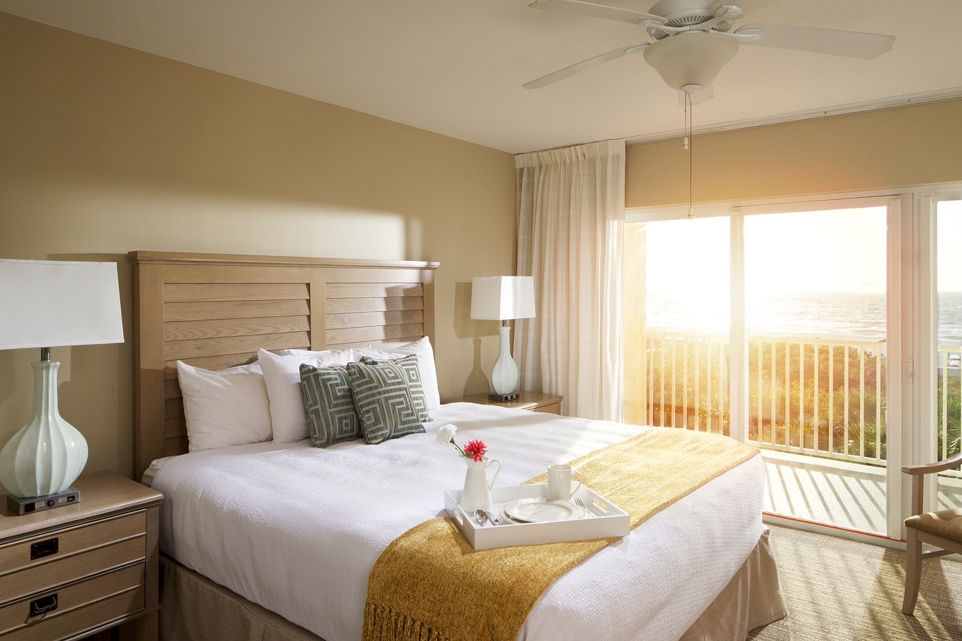 The Charter Club of Marco Island – Thanks Giving Stay – 11/23 to 11/29