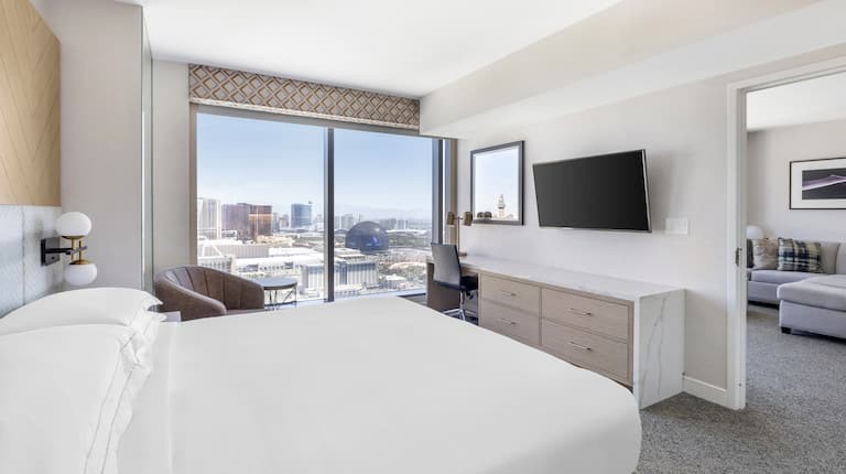 Hilton Grand Elara Strip Hotel Thanks Giving – 1BR Junior Suite – 11/24 – 11/30