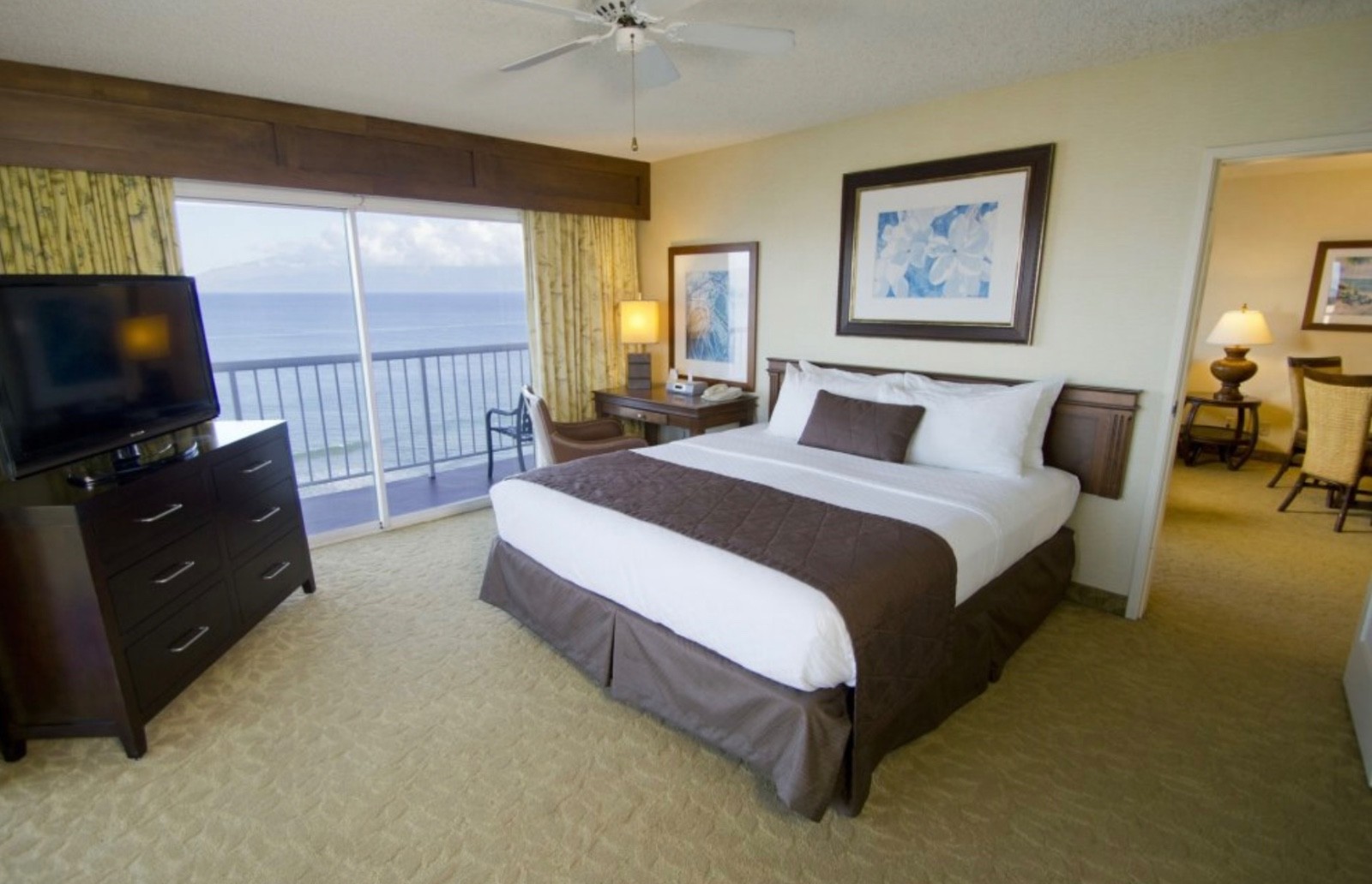 MAUI, HILTON KAANAPALI BEACH CLUB, OCEAN FRONT, JUNE 13 THRU 20, 2026
