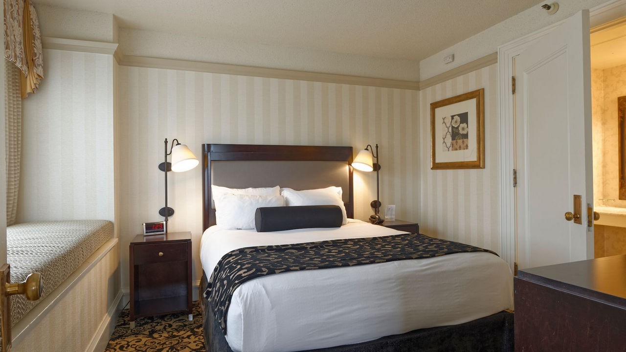 Gaslamp Plaza Suites San Diego, Sep 6 – 13, 2BR sleeps 6