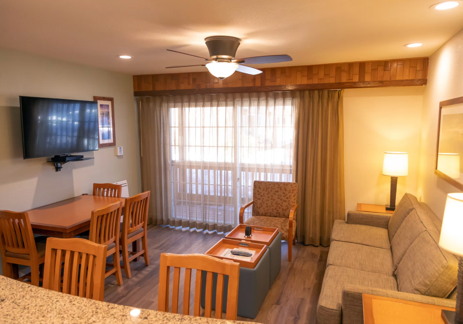 Tahoe Beach & Ski Club~South Lake Tahoe, CA~1BR/Sleeps 4 ~ 7Nts OCT/NOV/DEC 2026