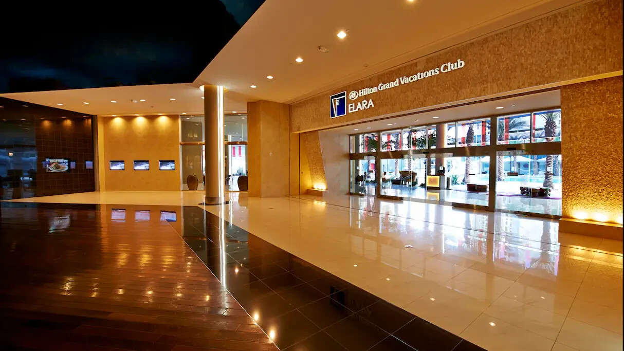 Hilton Elara Las Vegas 4BR PENTHOUSE 7 NIGHTS 2024 better than Hyatt Marriott