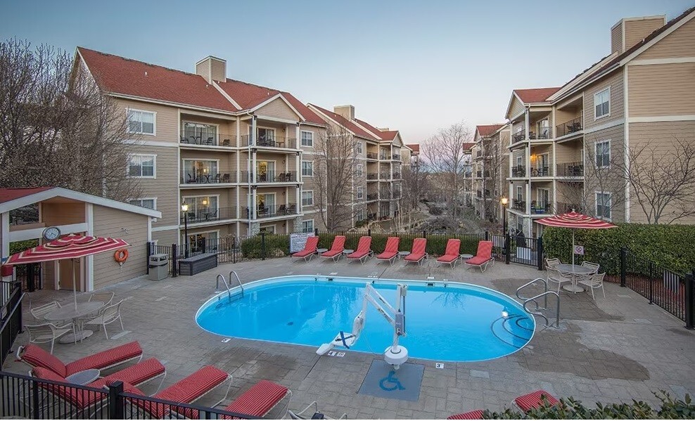 Wyndham Branson @ The Meadows, 2BR Deluxe, Sleeps 8, 5N, August 16-21.