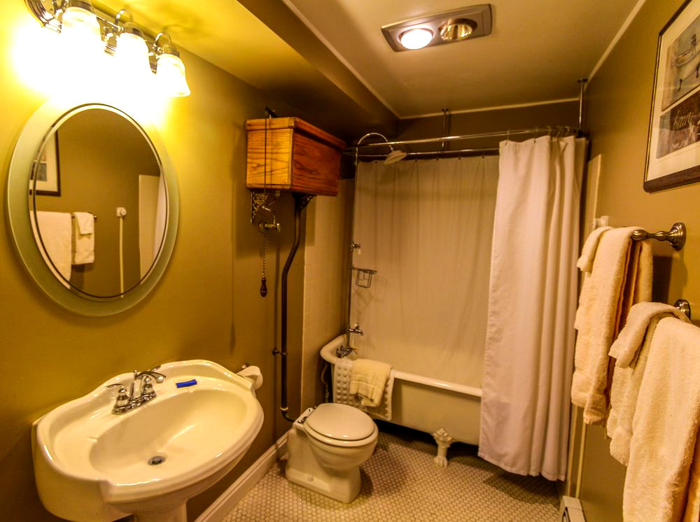 Park City, Utah 7 Nights at The Park Hotel in the heart of Main St.