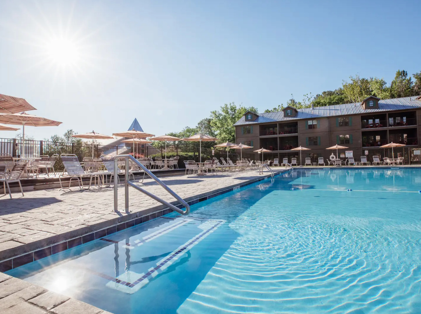 Oak n’ Spruce Resort ~ MA ~ 2BR Sleeps 6 ~ 7Nts JAN/FEB/MAR 2025/2026