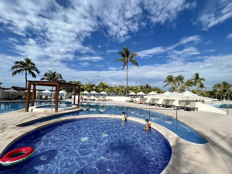 Puerto Vallarta Mexico 5 days/4 nights ALL INCLUSIVE meals drinks and alcohol