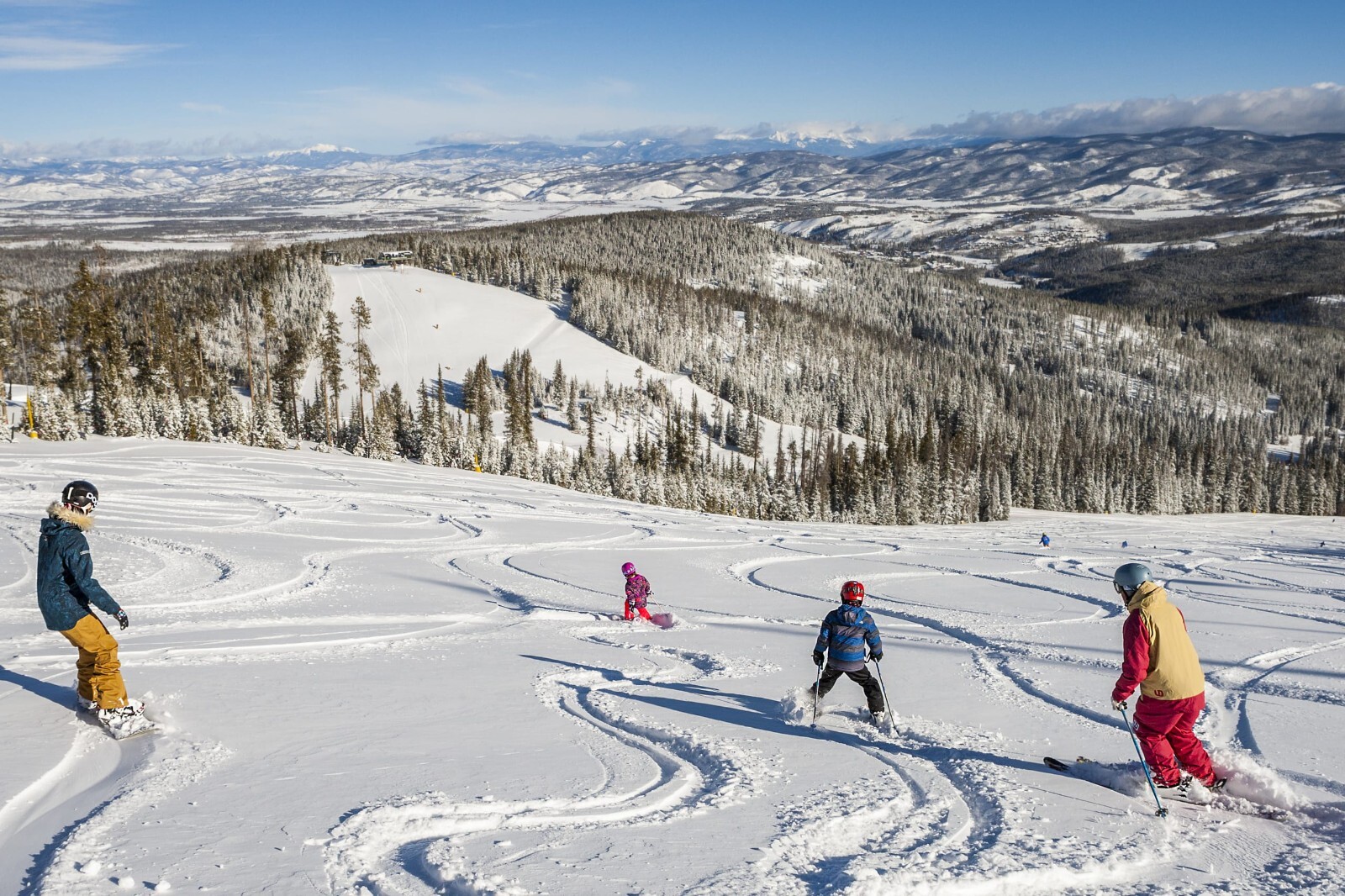 Ski WinterPark, Colorado Condo rental Mar 7-14 (sleeps 8)