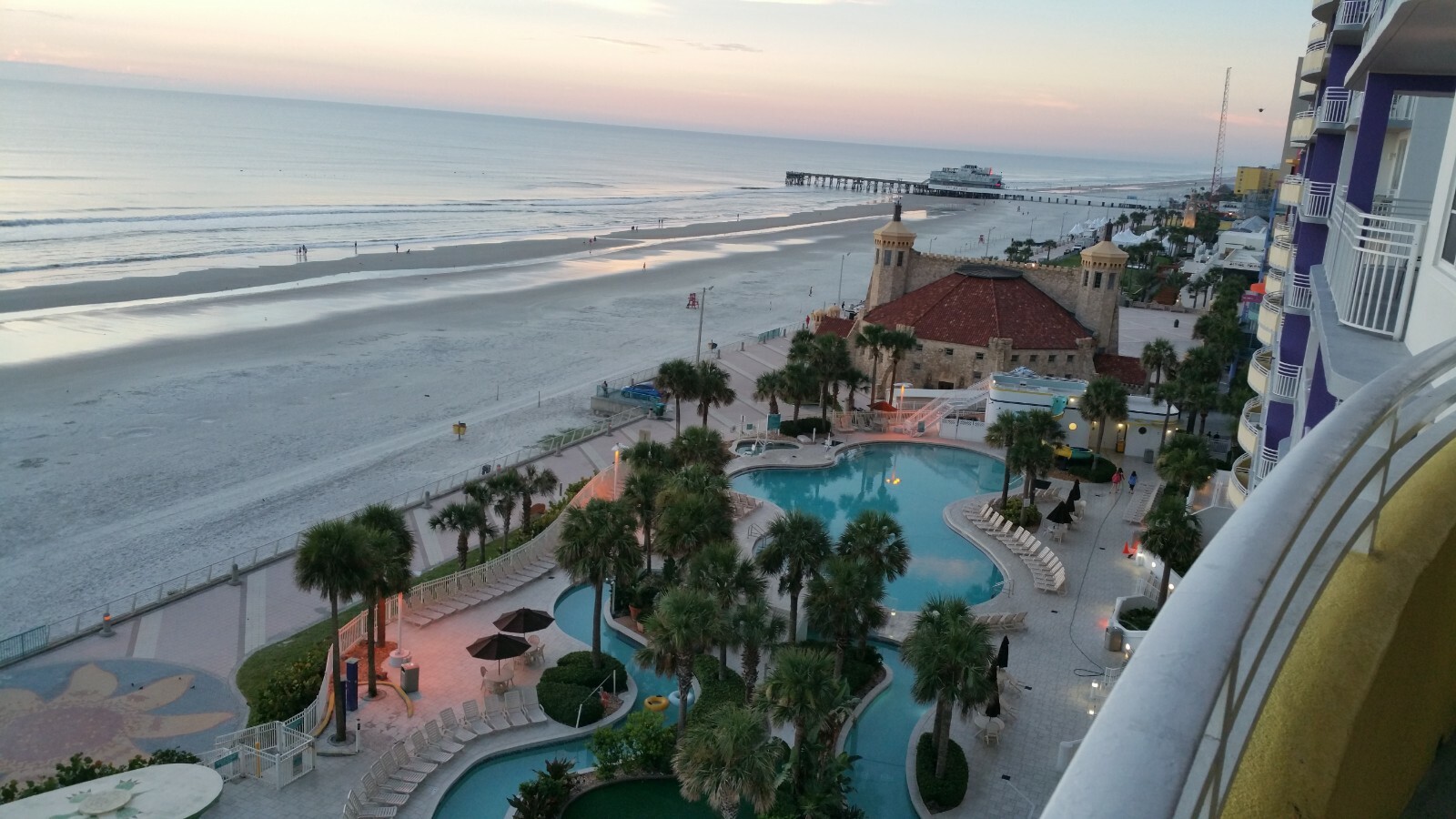 Wyndham Ocean Walk-Daytona Beach – Aug 8-14 2 BR Lockoff – 6 nts – Ocean Front