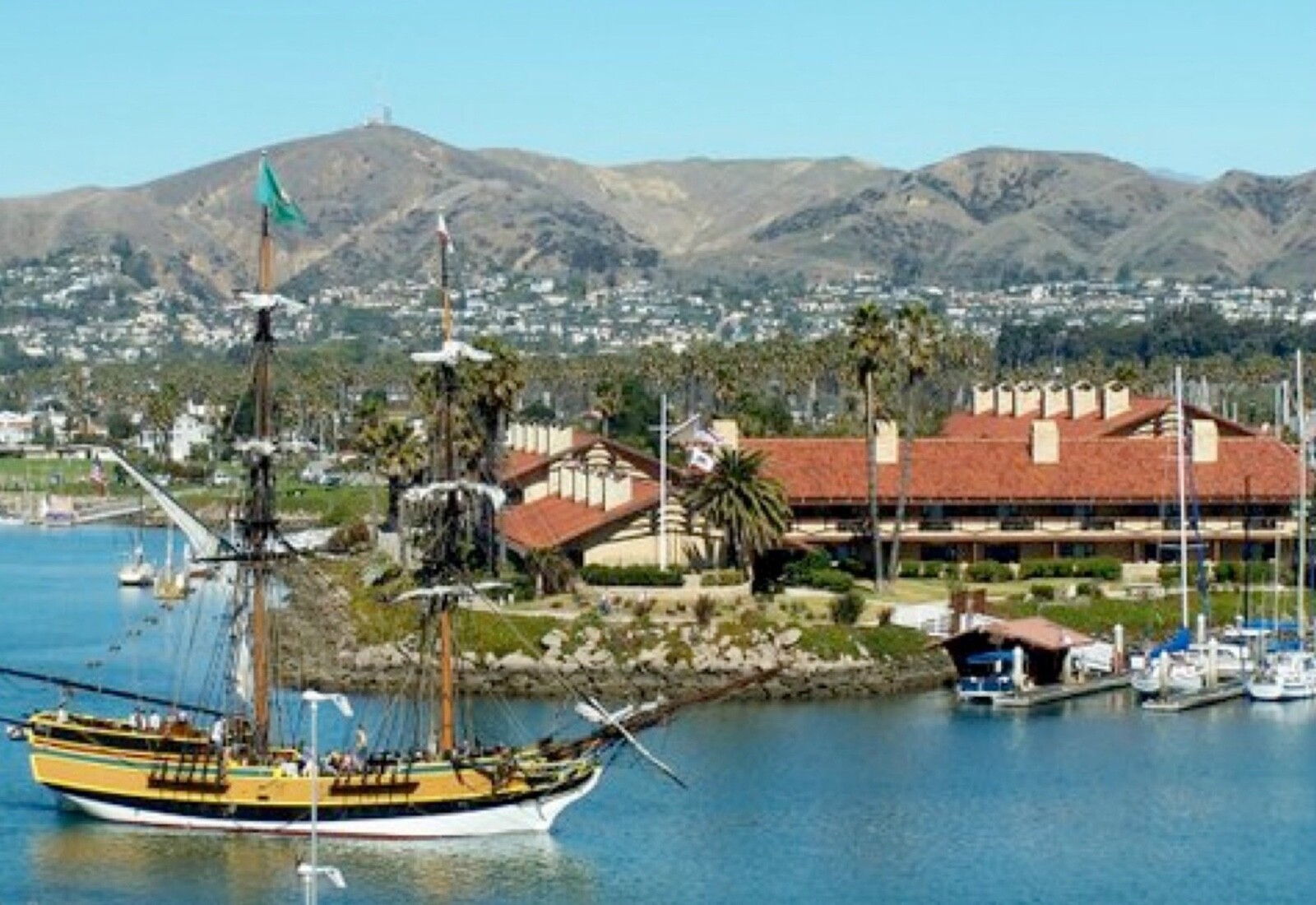 Vacation Condo California coast New Year’s in Ventura, CA 7 nights, sleeps 6