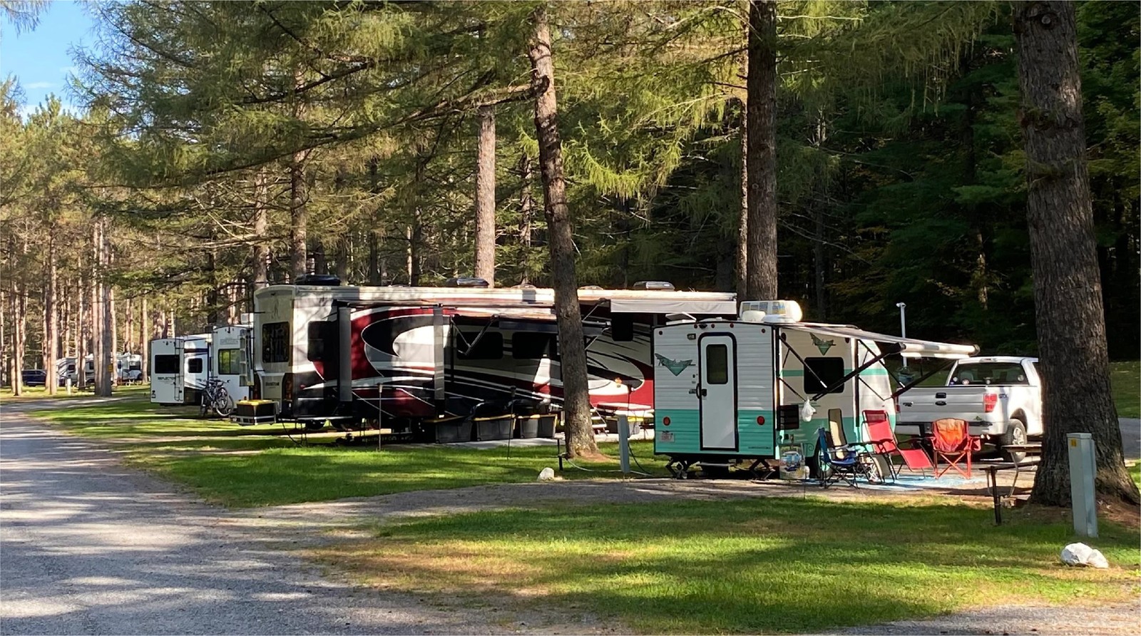 NY-Natural Bridge, Natural Bridge/Watertown KOA C 2 wknts for 4 guests – cabin