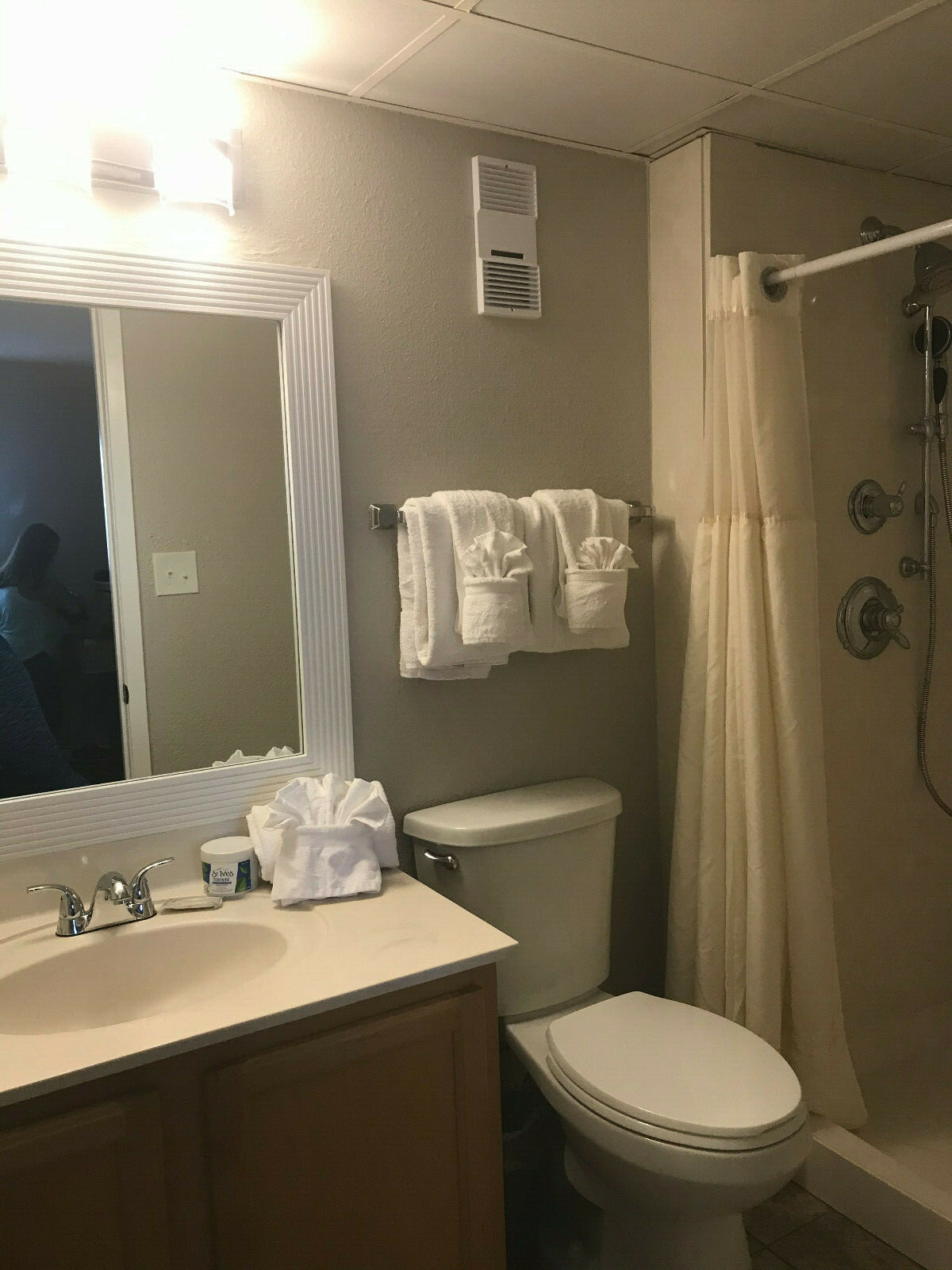 VACATION OCEAN TOWERS BEACH CLUB! PANAMA CITY BEACH