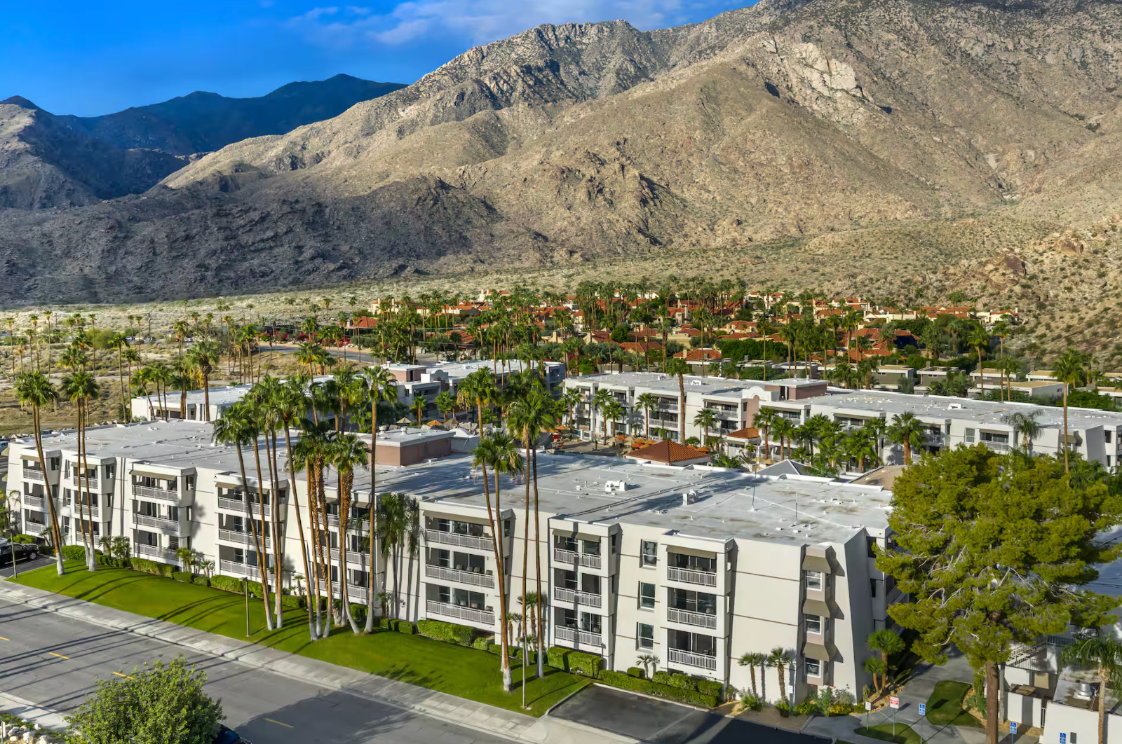 Palm Canyon Resort ~ Palm Springs, CA ~ 1BR/Sleeps 4 ~7Nts JUN/JUL/AUG/SEPT 2026