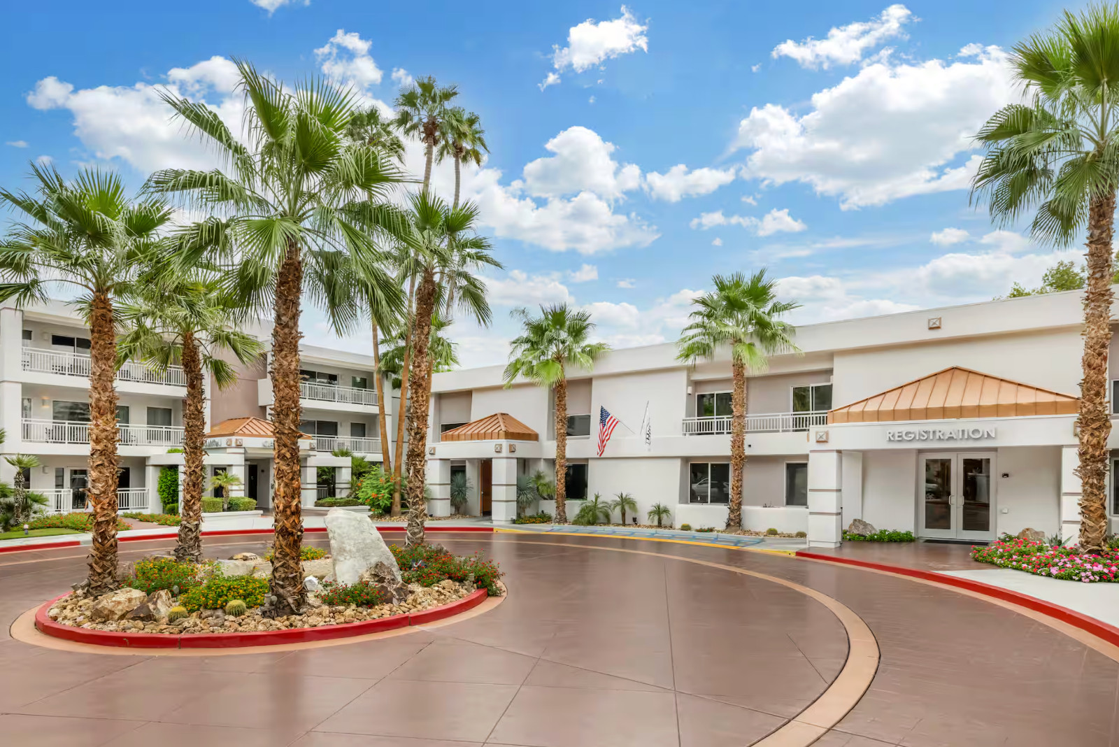 Palm Canyon Resort ~ Palm Springs, CA ~ 1BR/Sleeps 4 ~7Nts JUN/JUL/AUG/SEPT 2026