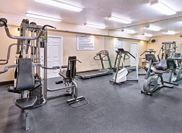 Worldmark Anaheim – Dolphins Cove, CA – 3 bedrooms: 8/1/26-8/8/26 DISNEYLAND!