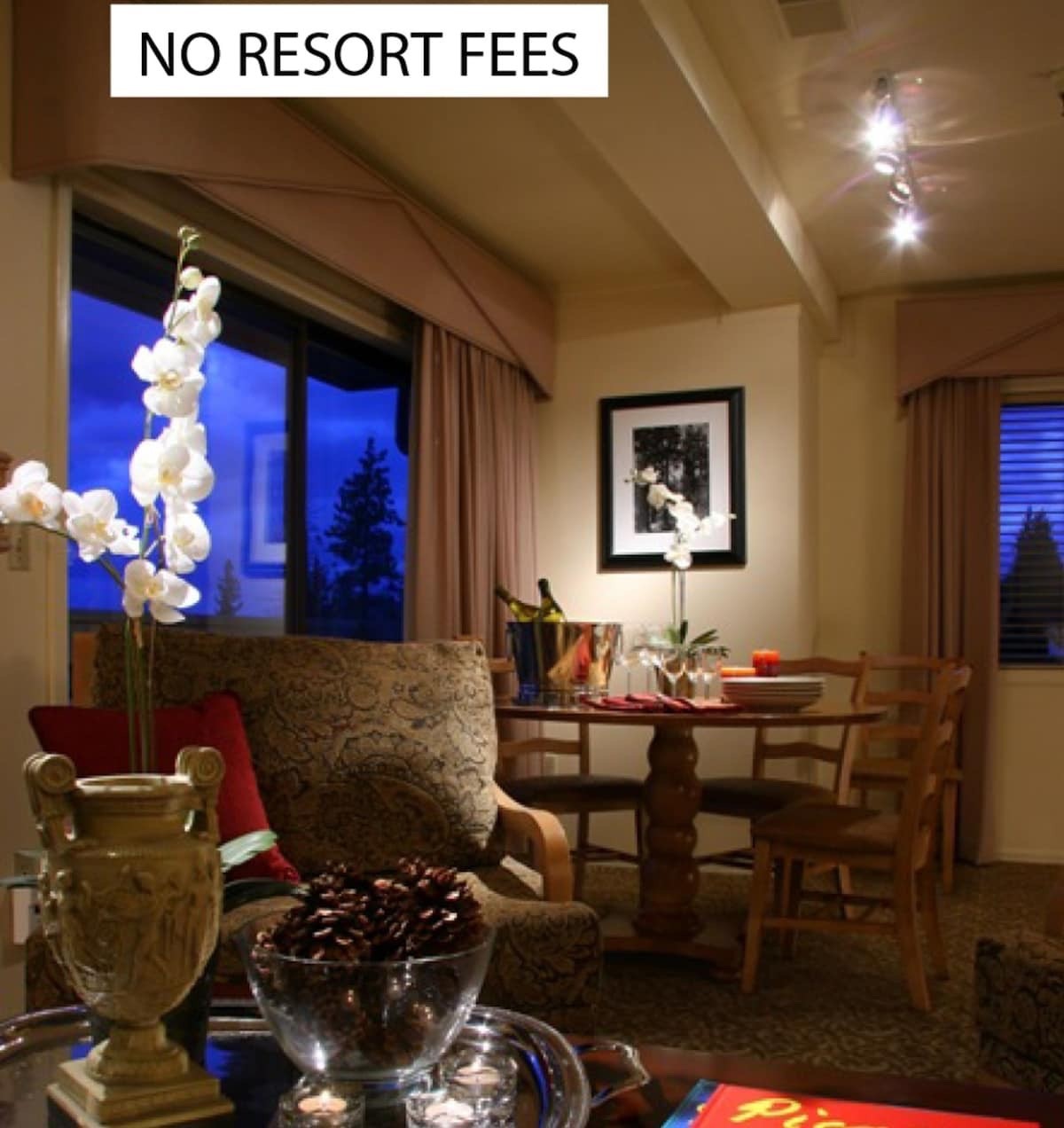 LAKETAHOE !Sleeps 6, living, dining,kitchen between Lake-slopes, near all!6/7-13