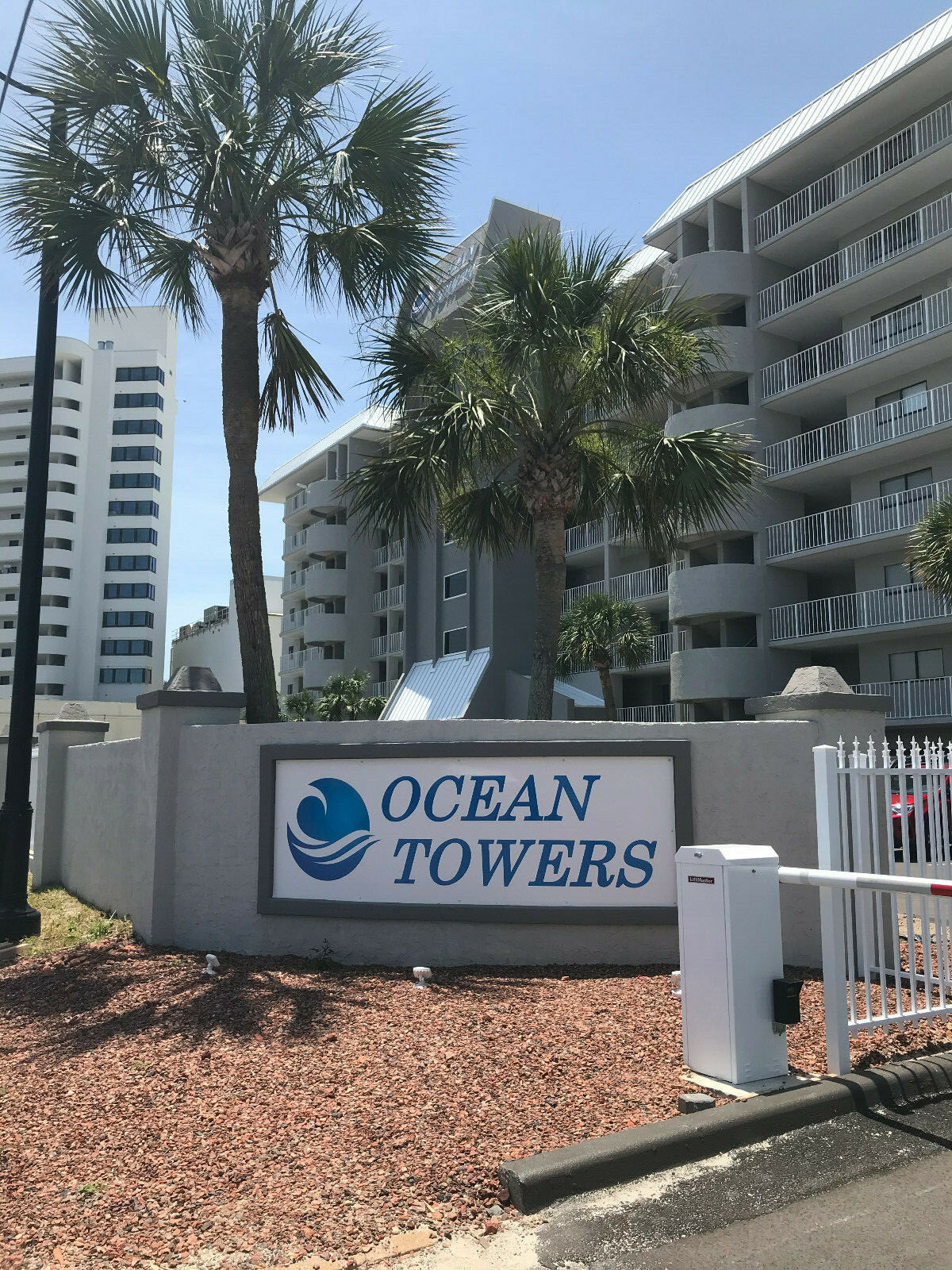 VACATION OCEAN TOWERS BEACH CLUB! PANAMA CITY BEACH