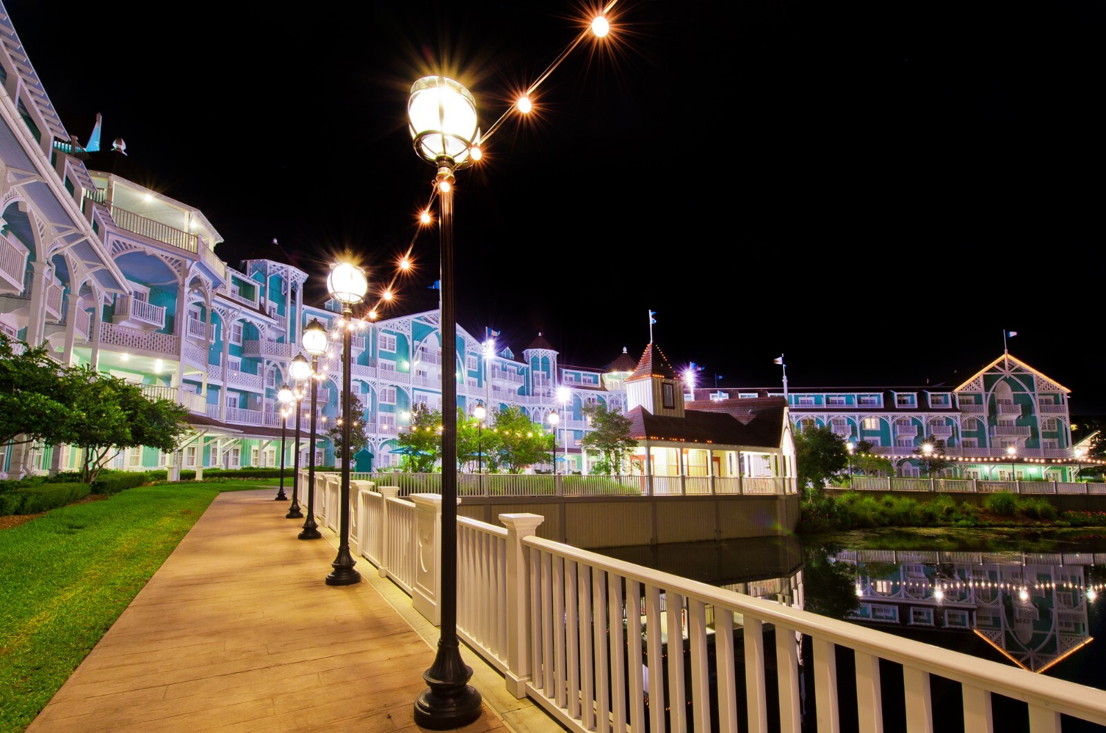 Disney’s Beach Club Villas Hotel Resort ANY 4 Nights ANY YEAR 2 BR DVC points