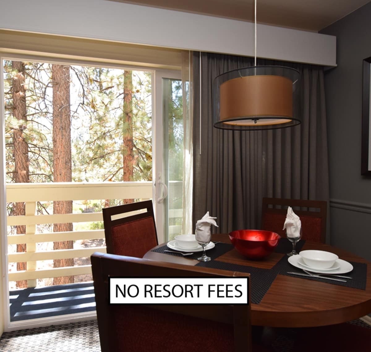 LAKETAHOE !Sleeps 6, living, dining,kitchen between Lake-slopes, near all!6/7-13