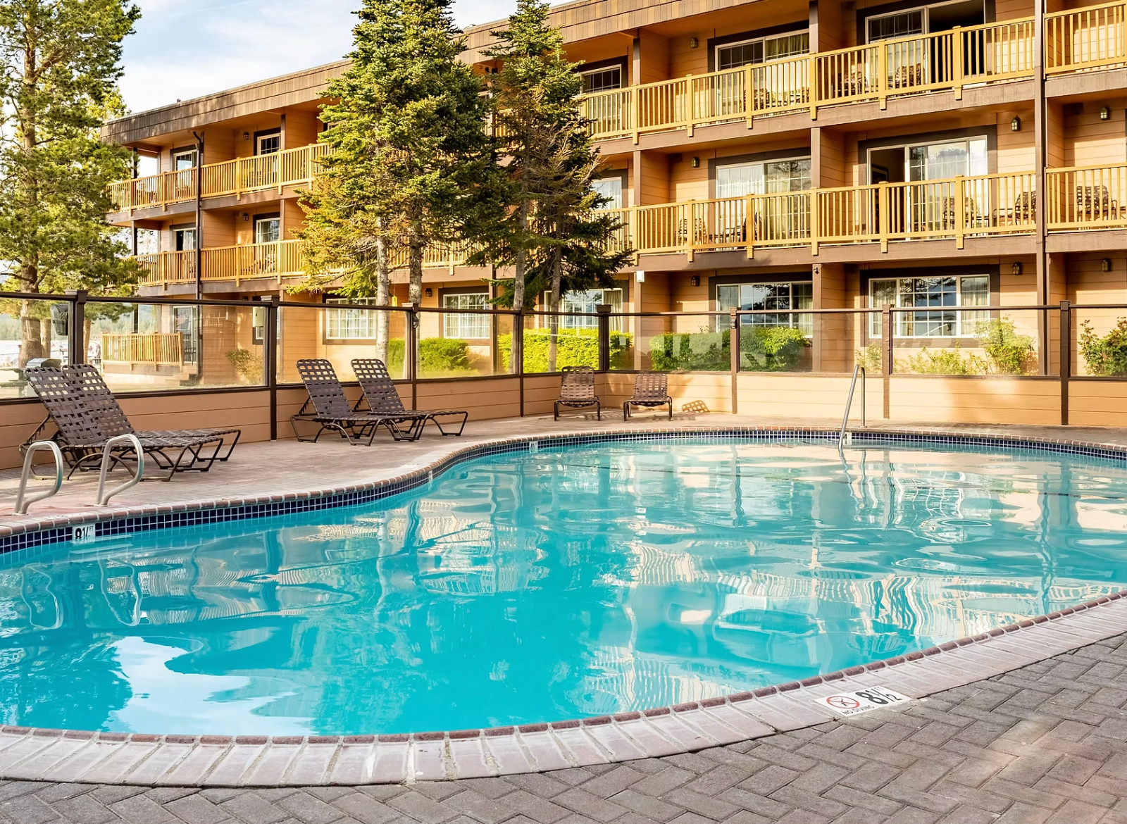 Tahoe Beach & Ski Club~South Lake Tahoe, CA~1BR/Sleeps 4 ~ 7Nts OCT/NOV/DEC 2026