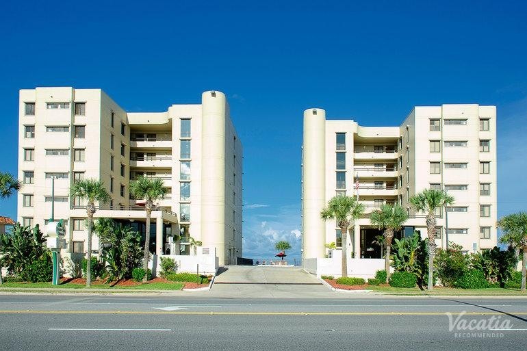 November 14-21~Tropic Sun Towers Resort~Ormond/DAYTONA BEACH~BEACH STAY
