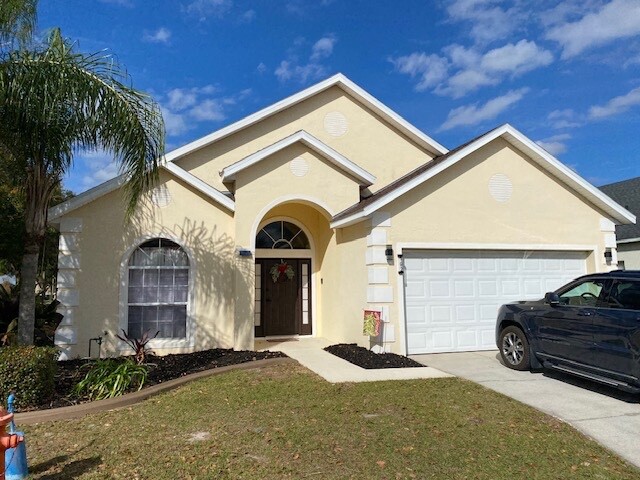 Vacation rentals – Disneyland/ Florida/ Orlando – 4 bedrooms/ 3 bath/ sleeps 12