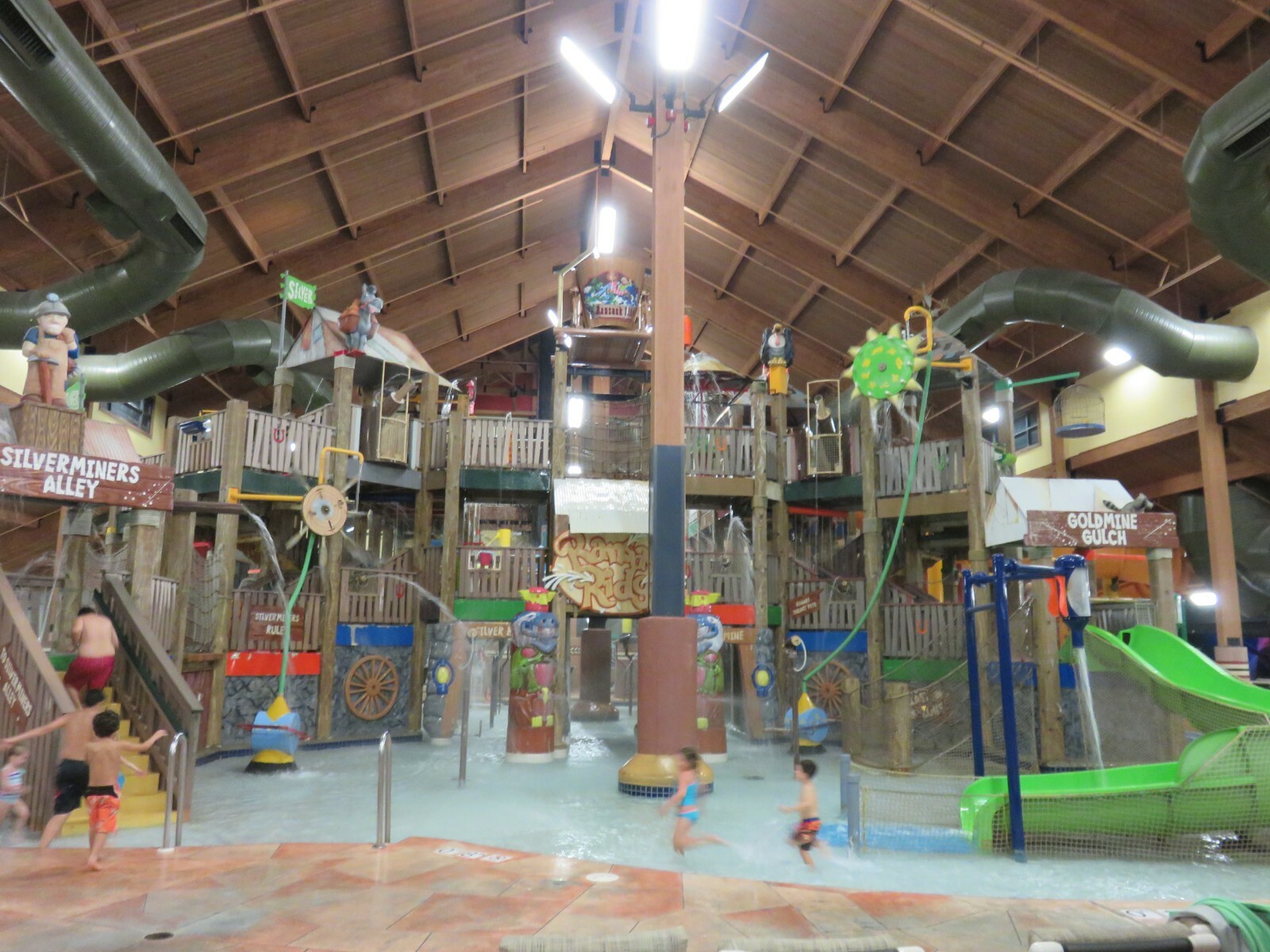 Wyndham Glacier Canyon, Wisc Dells, 2 BR presidential, July 13-16: ENDS 6/28